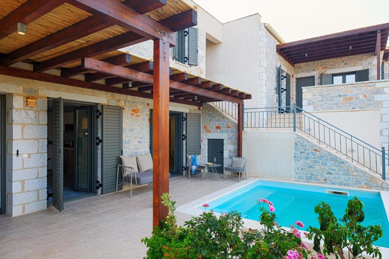 Margo Beach Hotel Gythio Exterior photo